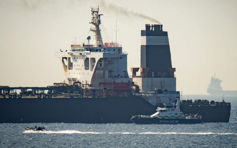 Ιράν: Στη δημοσιότητα η συνομιλία με βρετανικό πολεμικό πλοίο στην σύλληψη του τάνκερ