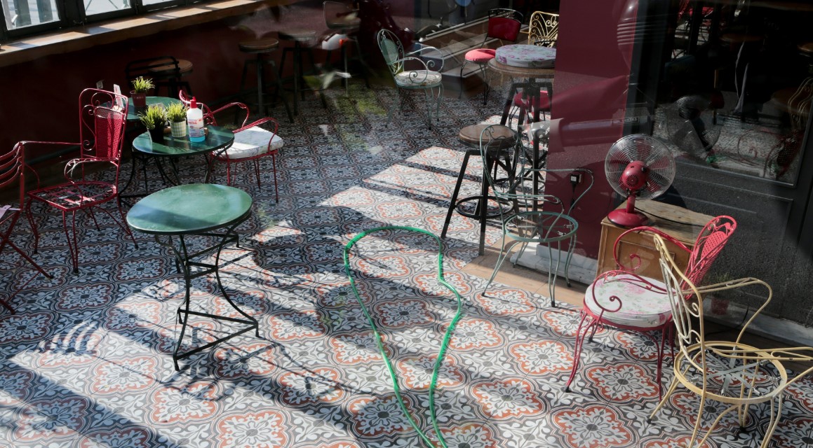 Κορωνοϊός – Νέα μέτρα στην Ιταλία: Κλείνουν στις έξι καφέ και εστιατόρια