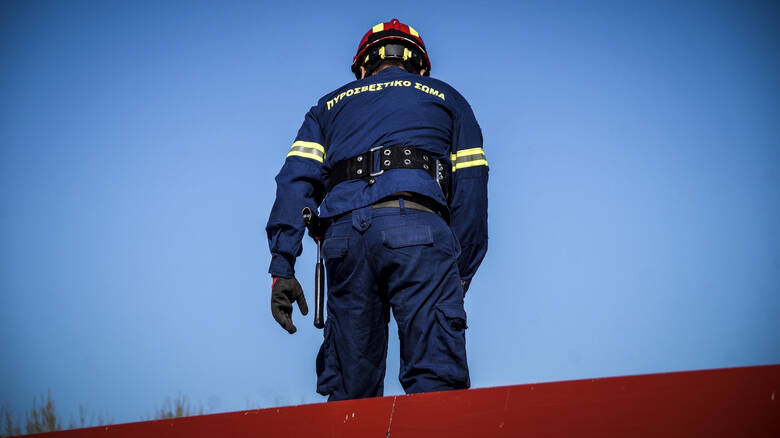 Προκηρύχθηκαν προσλήψεις στην Πυροσβεστική: Εποχική εργασία για 1.300 άτομα