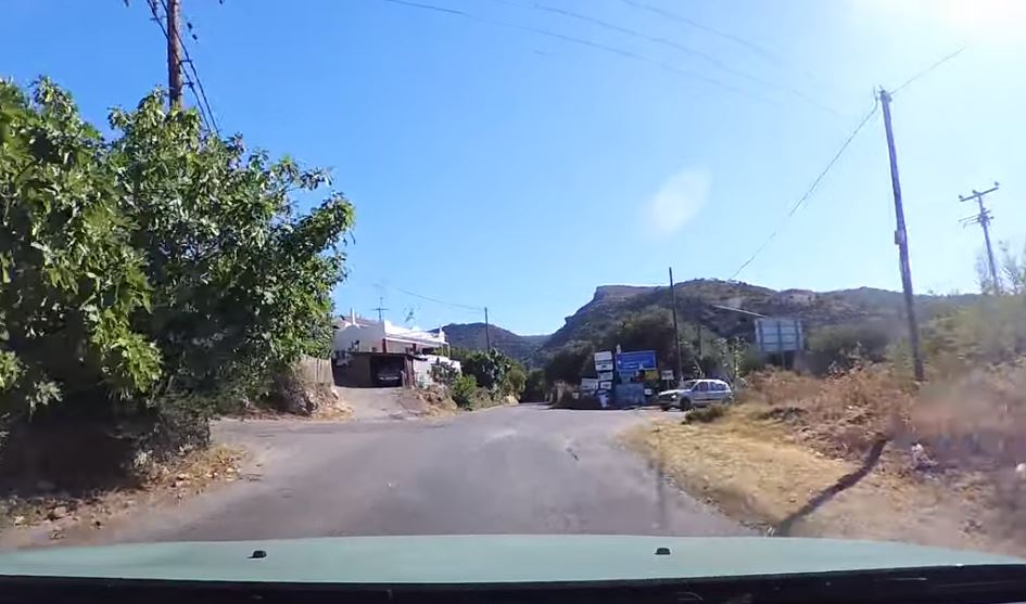 Χανιά: Πίσω από το τιμόνι οδηγός ήταν ο… χάρος (βίντεο)
