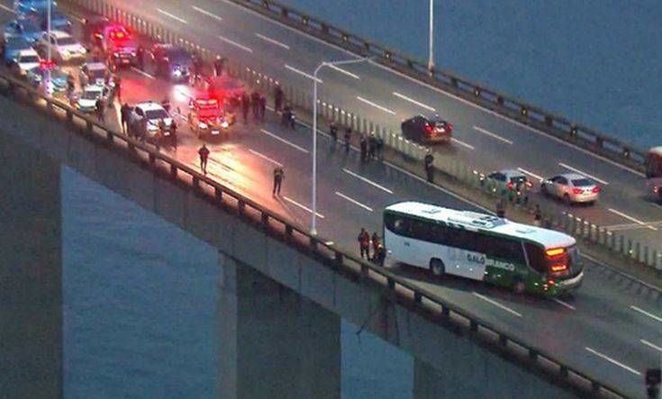 Ρίο Ντε Ζανέιρο: Σκοτώθηκε από την αστυνομία ο άνδρας που είχε ομήρους επιβάτες λεωφορείου