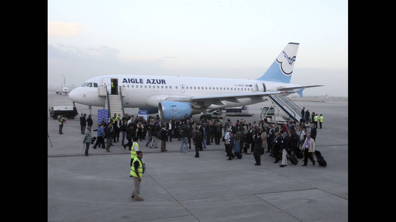 Πτώχευση για γνωστή διεθνή αεροπορική εταιρεία – «Εγκλωβισμένοι» 13.000 επιβάτες