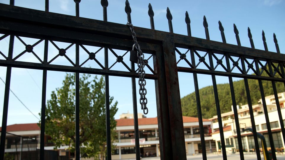 Σε καταλήψεις προχώρησαν σχολεία της Κρήτης