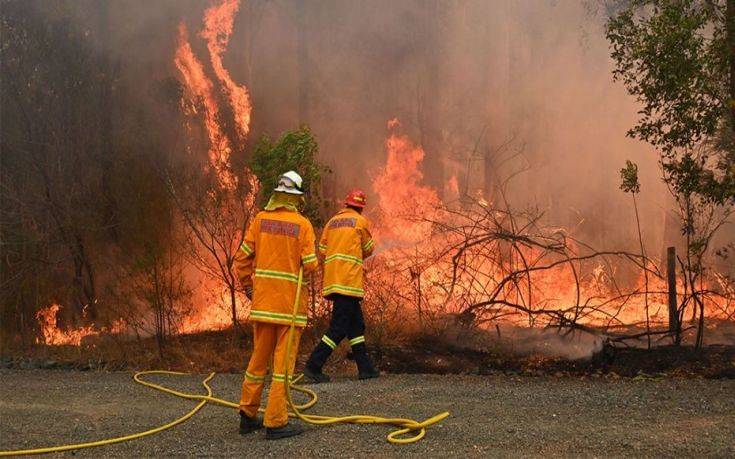 Αυστραλία: Μάχη με τις πυρκαγιές δίνουν οι πυροσβέστες