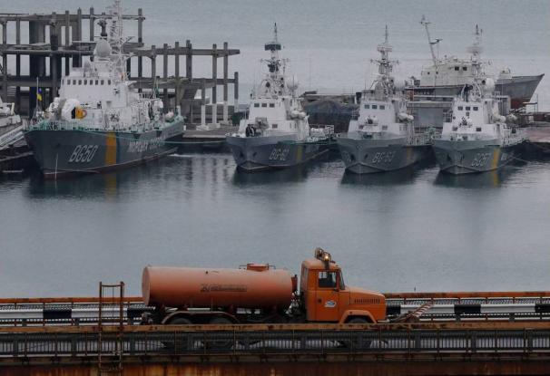 Η Μόσχα αρνείται ότι έκλεψε τις… τουαλέτες από τα τρία πλοία που επέστρεψε στην Ουκρανία