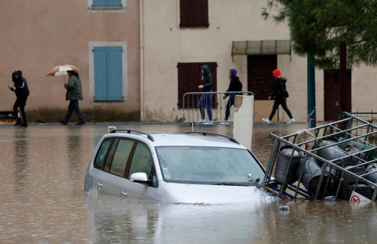Γαλλία: Δύο νεκροί από τις σαρωτικές πλημμύρες που έπληξαν το νοτιοανατολικό τμήμα