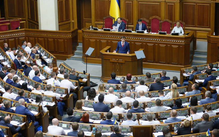 Την παραίτησή του υπέβαλε ο πρωθυπουργός της Ουκρανίας, Ολέξι Οντσαρούκ