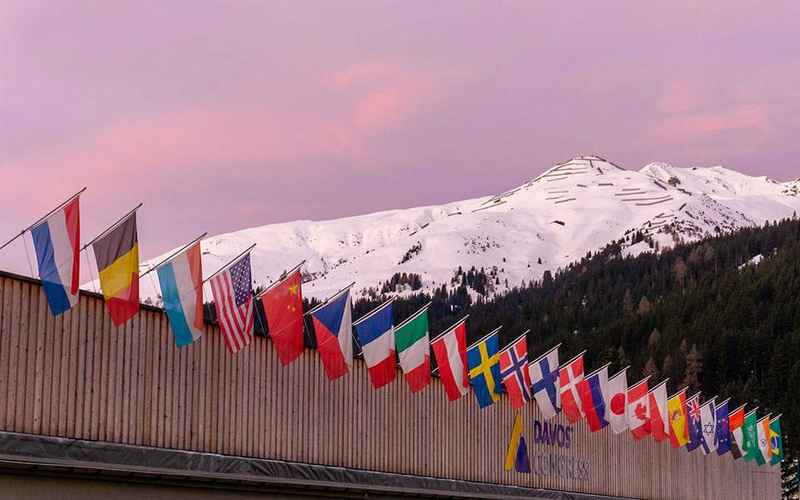 Η Ελβετία εντόπισε Ρώσους κατασκόπους στο Νταβός που εμφανίσθηκαν ως υδραυλικοί