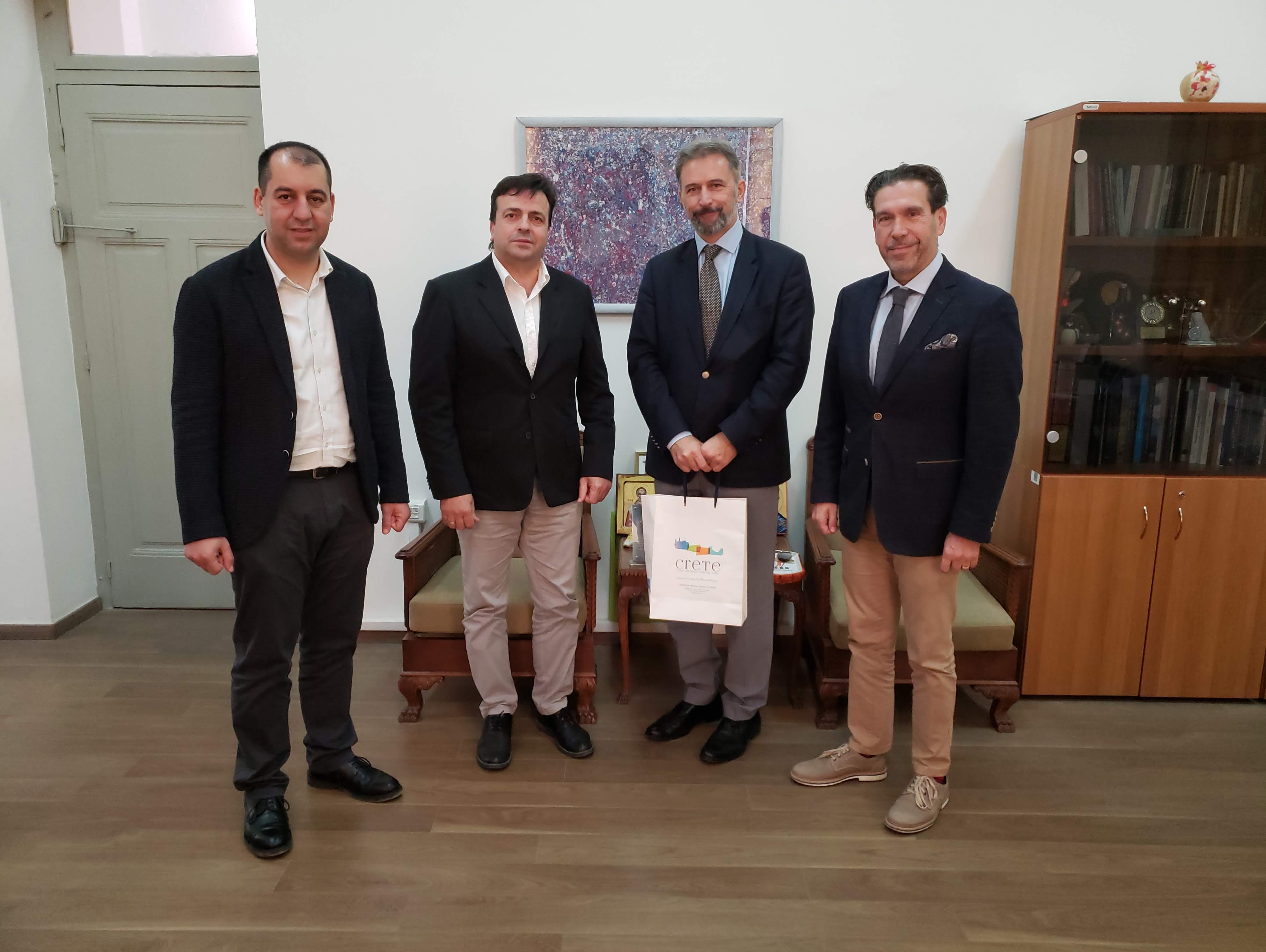 Επίσκεψη του Ούγγρου Πρέσβη στη Περιφέρεια Κρήτης