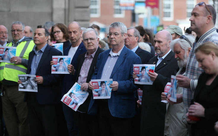 Τέσσερις άνδρες συνελήφθησαν για το φόνο της δημοσιογράφου στη Βόρεια Ιρλανδία