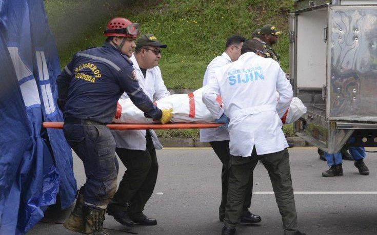 Μικρό φορτηγό εξερράγη σε αυτοκινητόδρομο στην Κολομβία, επτά άνθρωποι σκοτώθηκαν