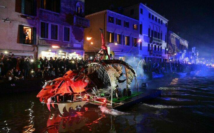 Σοκ! Ο κορονοϊός έβαλε τέλος στο φετινό καρναβάλι της Βενετίας