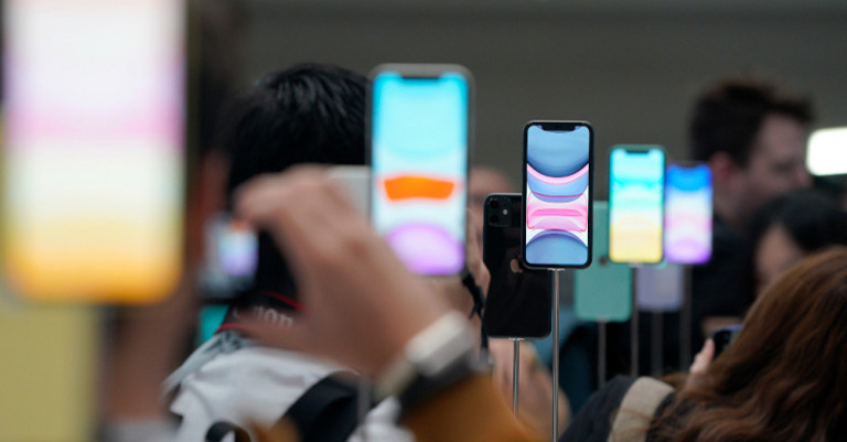 Η Apple πληρώνει αποζημίωση σε κατόχους iPhone