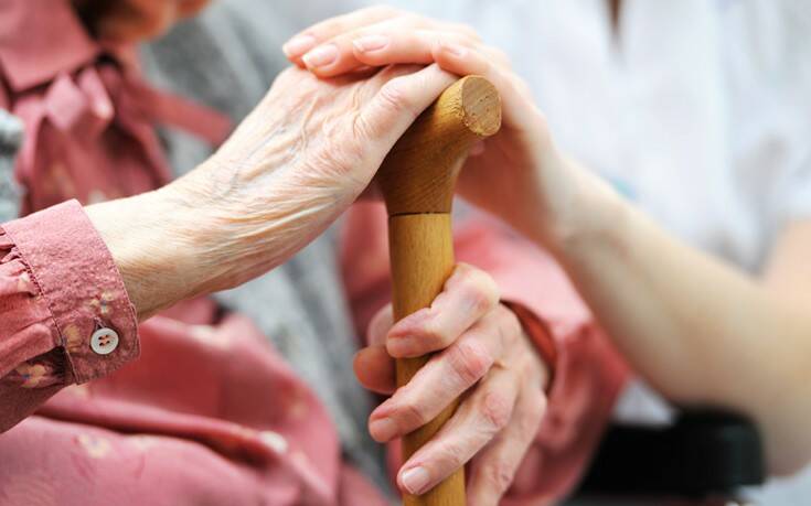 Θερίζει ο κορονοϊός στα γηροκομεία στην Ισπανία: Πάνω από 1.300 ηλικιωμένοι νεκροί