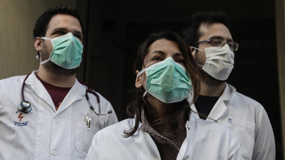 Κορονοϊός: 10.000 μάσκες και ασπίδες προσώπου από τον ΙΣΘ σε γιατρούς και νοσοκομεία
