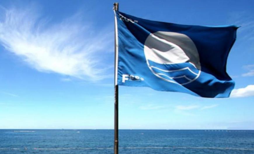 Γαλάζιες σημαίες 2020: Παραμένουν “υψηλού επιπέδου” οι παραλίες της Κρήτης