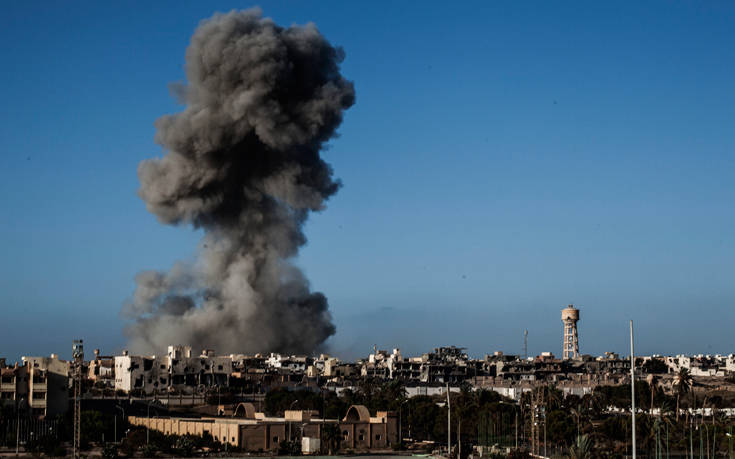 Λιβύη: Τουλάχιστον πέντε άμαχοι σκοτώθηκαν σε πάρκο της Τρίπολης από ρουκέτες
