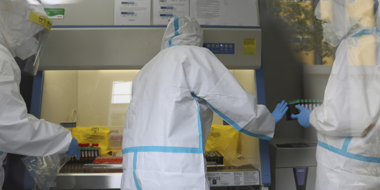 ΠΟΥ για την εμφάνιση γρίπης των χοίρων στην Κίνα: Αυξημένη η επιφυλακή και στην πανδημία