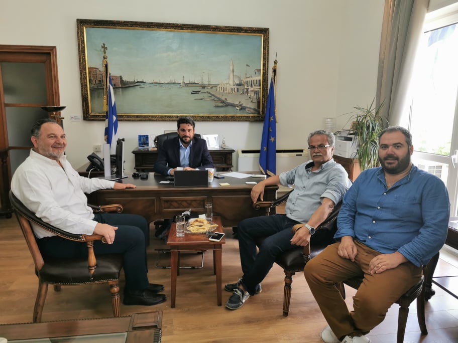 Συνάντηση Σημανδηράκη με Κουράκη στο δημαρχείο Χανίων – Τι συζήτησαν