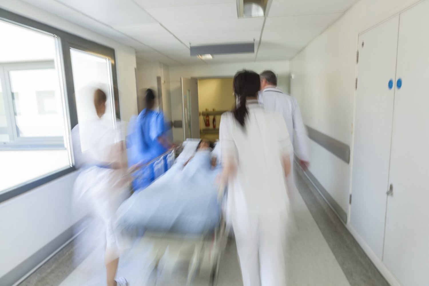 Κορωνοϊός: Προσλήψεις νοσηλευτών για κατ’ οίκον ελέγχους από τον ΕΟΔΥ