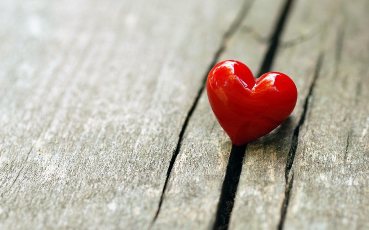 Κορωνοϊός: Το στρες από την πανδημία και το «σύνδρομο ραγισμένης καρδιάς»
