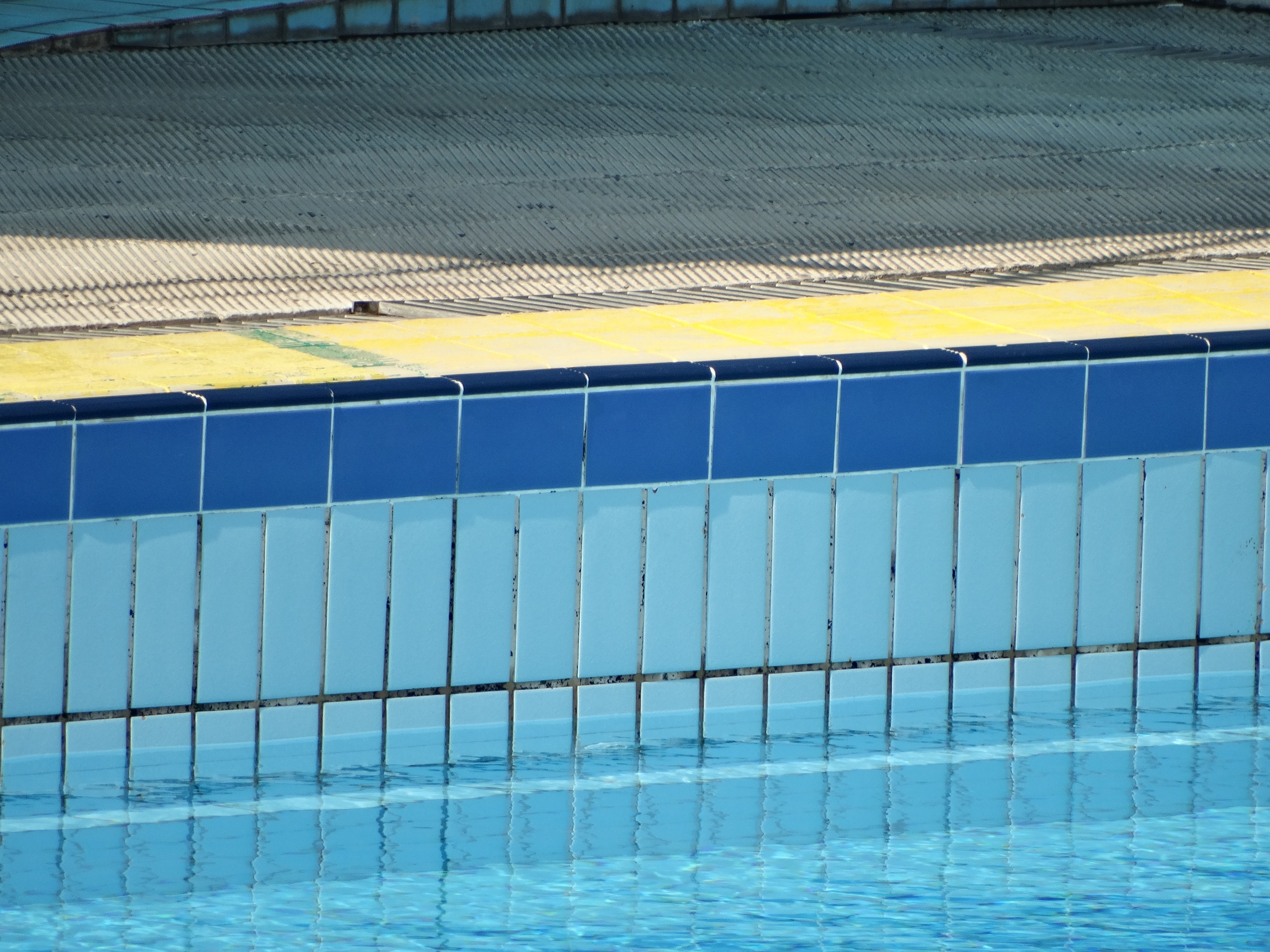 Πισίνα στο κολυμβητήριο Χανίων… χωρίς νερό! Τι συνέβη (φωτο)