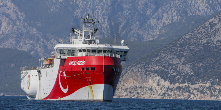 Η Τουρκία αποσύρει πολεμικά πλοία και κατεβάζει tweet για έναρξη ερευνών
