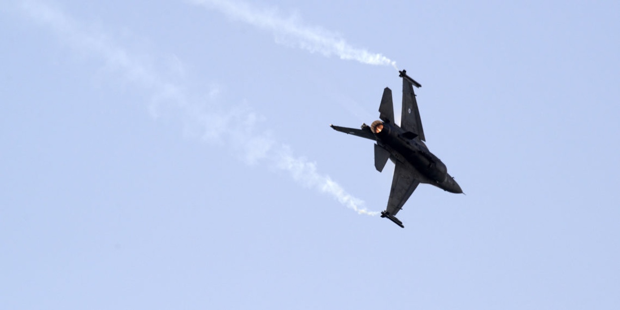 Μετά τη θάλασσα προκαλούν και στον αέρα! Πτήσεις τουρκικών F-16 πάνω από ελληνικά νησιά