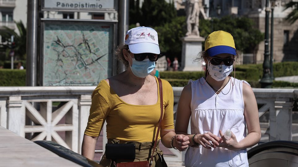 Νέο ΦΕΚ: Πού είναι υποχρεωτική η χρήση μάσκας και πού εξαιρείται έως 31 Αυγούστου