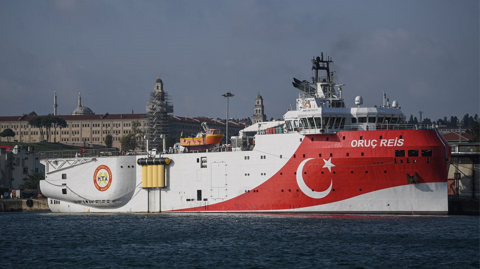 Οι κρίσιμες οκτώ ώρες της πορείας του τουρκικού στολίσκου με το Oruc Reis