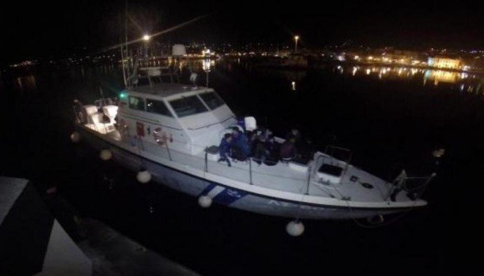 Συναγερμός στη Μυτιλήνη: Τρεις αγνοούμενοι σε ναυάγιο αλιευτικού σκάφους