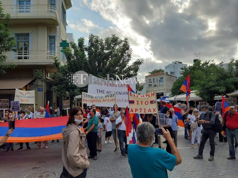 Ηράκλειο: Μεγάλη συγκέντρωση συμπαράστασης στον λαό της Αρμενίας (φωτο)
