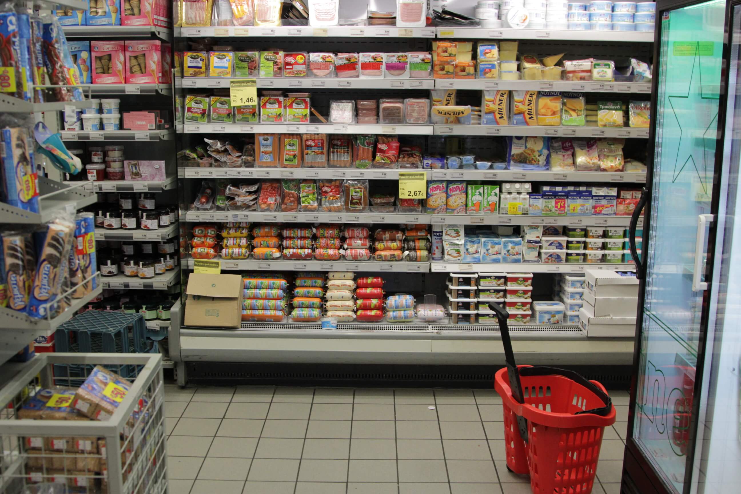 Τρίκαλα: Έκλεισε κεντρικό σούπερ μάρκετ λόγω κορωνοϊού
