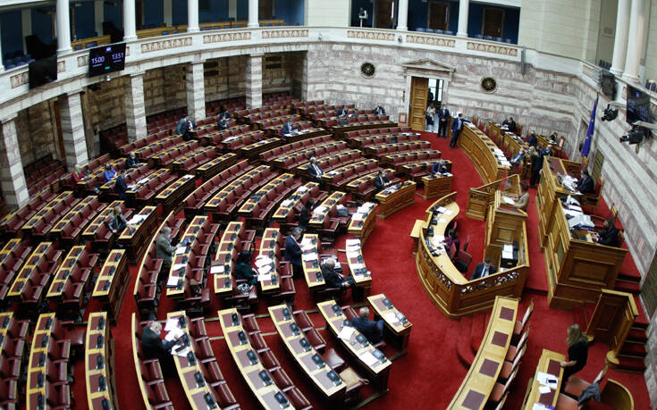 Τροπολογία του ΣΥΡΙΖΑ στη Βουλή για δημοσίευση των πρακτικών της επιτροπής λοιμωξιολόγων