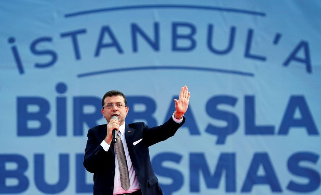 Τουρκία – Διώρυγα Κωνσταντινούπολης: Διοικητική έρευνα κατά Ιμάμογλου για τις αφίσες