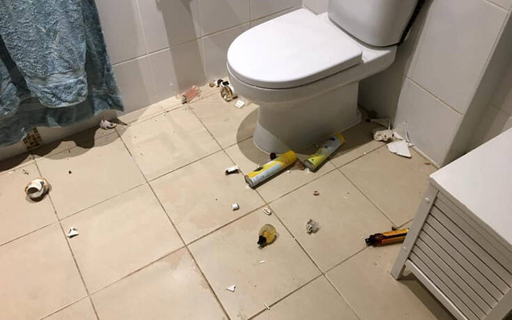 Τρομακτικός επισκέπτης στην τουαλέτα οικογένειας προκάλεσε πανικό μέσα στη νύχτα