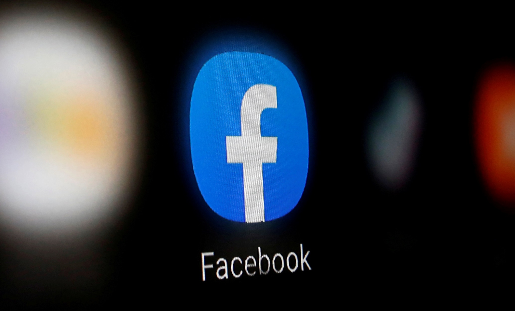 Νέες δόξες για το Facebook: Μεγάλη αύξηση σε χρήστες και κέρδη