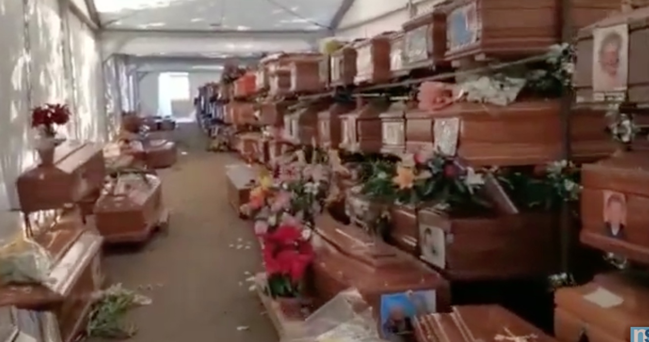 Εικόνα σοκ από το Παλέρμο: 700 νεκροί άταφοι – Γέμισαν το νεκροταφεία