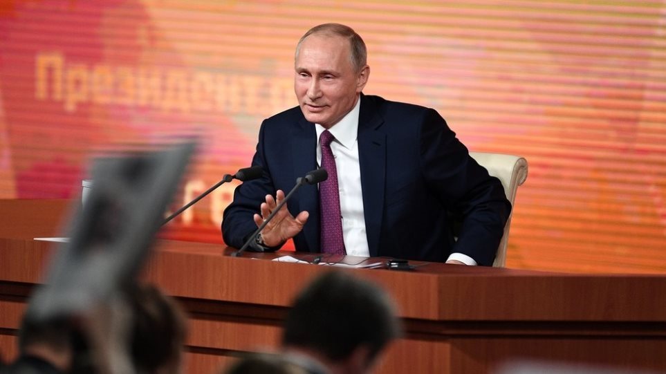 Βλαντιμίρ Πούτιν: Καταργεί το όριο ηλικίας για τη συνταξιοδότηση των δημόσιων λειτουργών