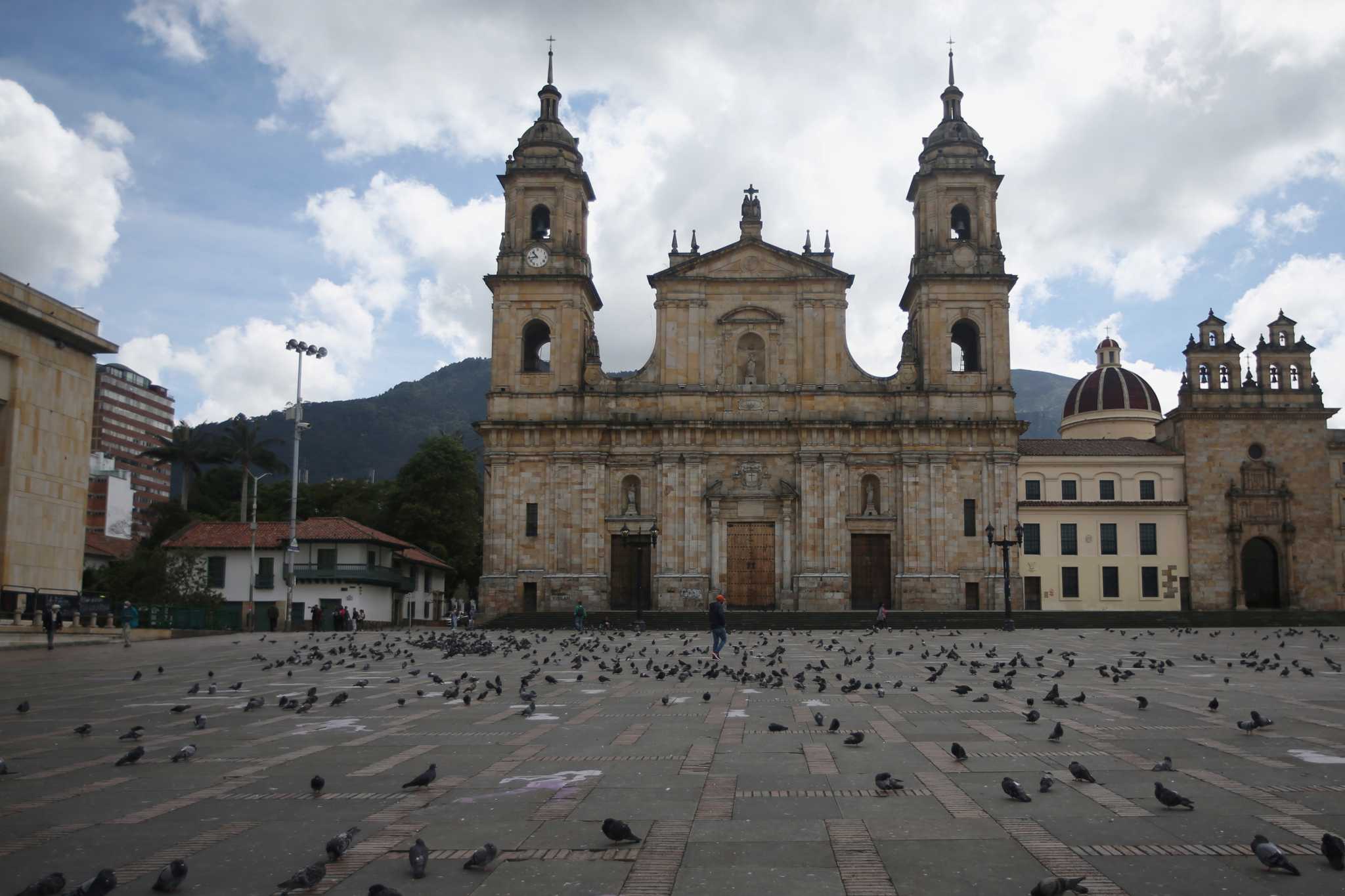 Κολομβία: Ξεπέρασαν τους 55.000 οι θάνατοι από κορωνοϊού