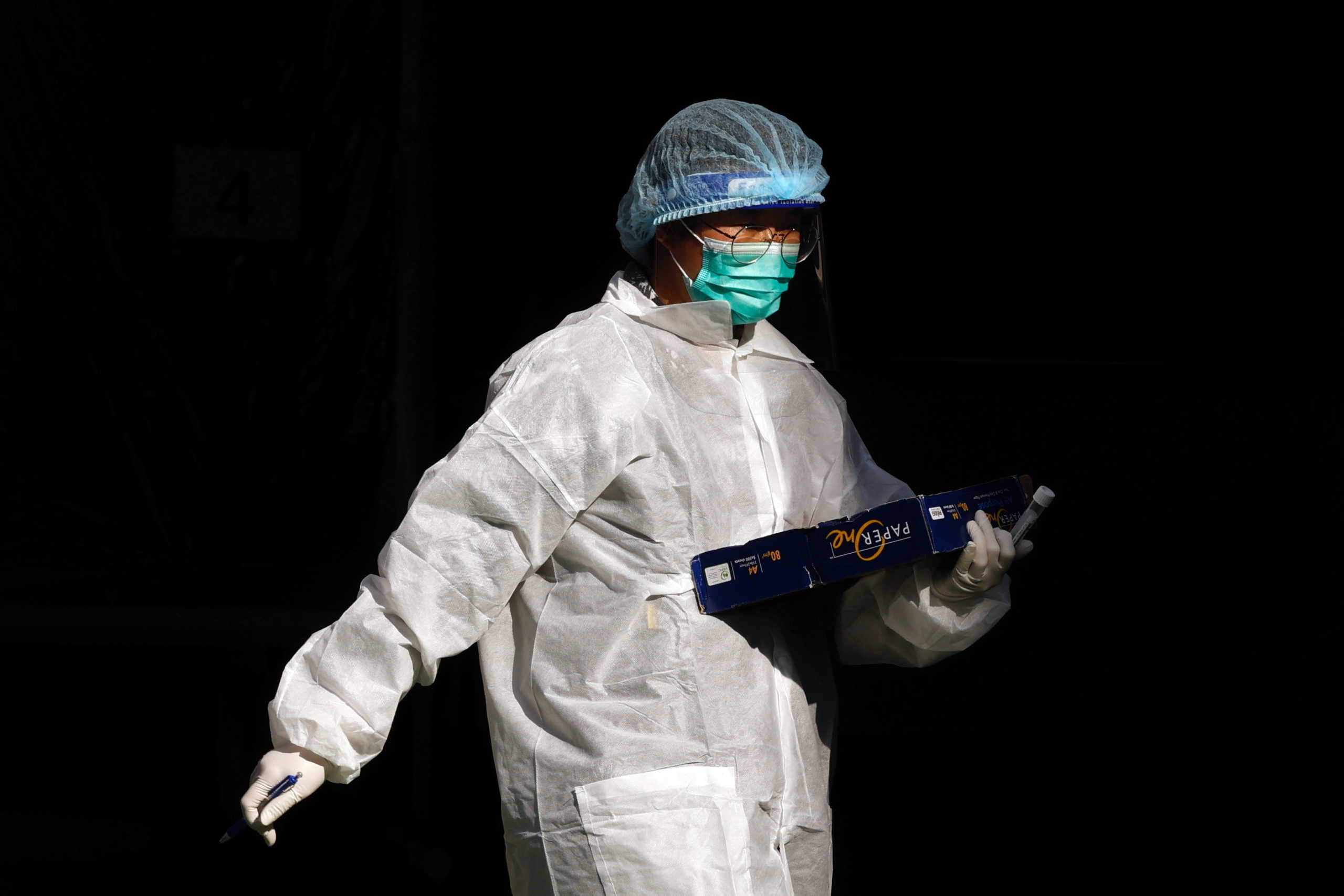 ΗΠΑ: Νέα έρευνα για προέλευση του ιού επιβεβαιώνει ότι διέρρευσε από εργαστήριο στην Ουχάν