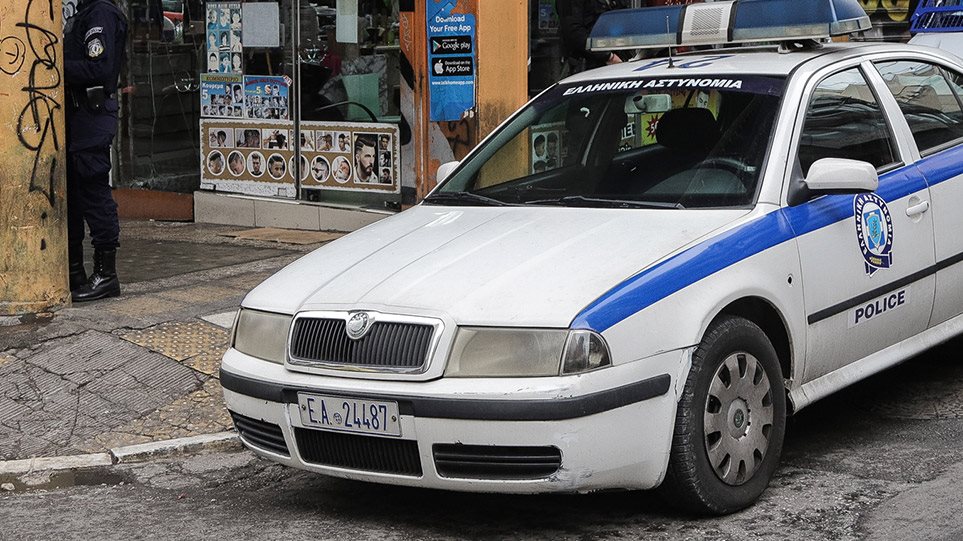 Σύλληψη 48χρονου και πρόστιμο 10.000 ευρώ γιατί πουλούσε προϊόντα με αναστολή