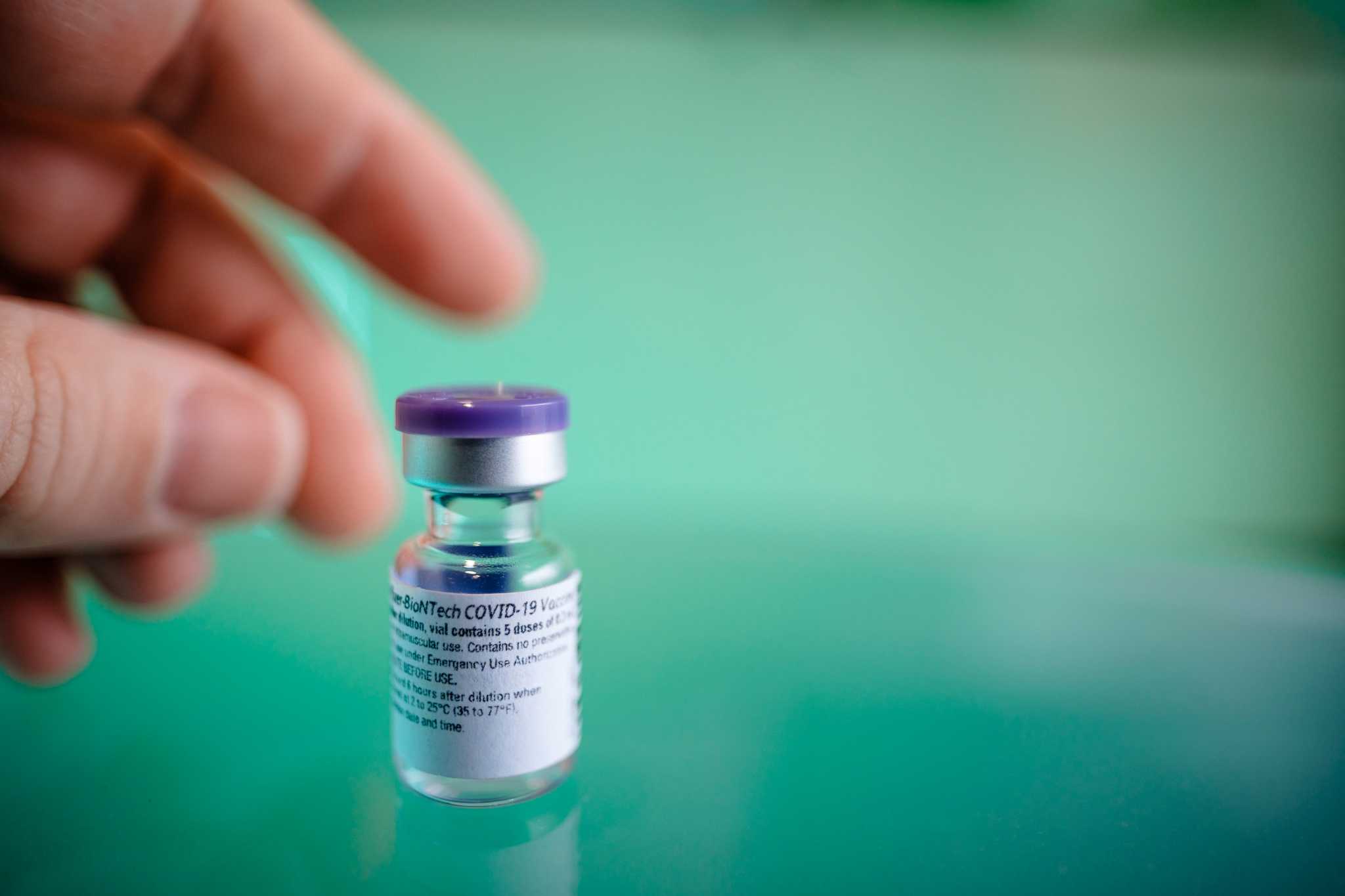 Το πείραμα της Αυστρίας: Θα εμβολιαστούν όλοι κάτοικοι άνω των 16 μιας πόλης στο Τιρόλο