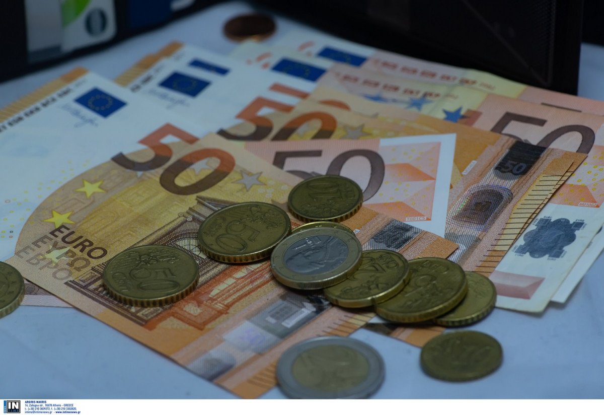 Επίδομα 534 ευρώ για τις κλειστές επιχειρήσεις τον Απρίλιο