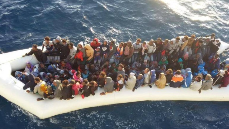Αφρική: Τουλάχιστον 20 μετανάστες πνίγηκαν όταν διακινητές τους πέταξαν στη θάλασσα