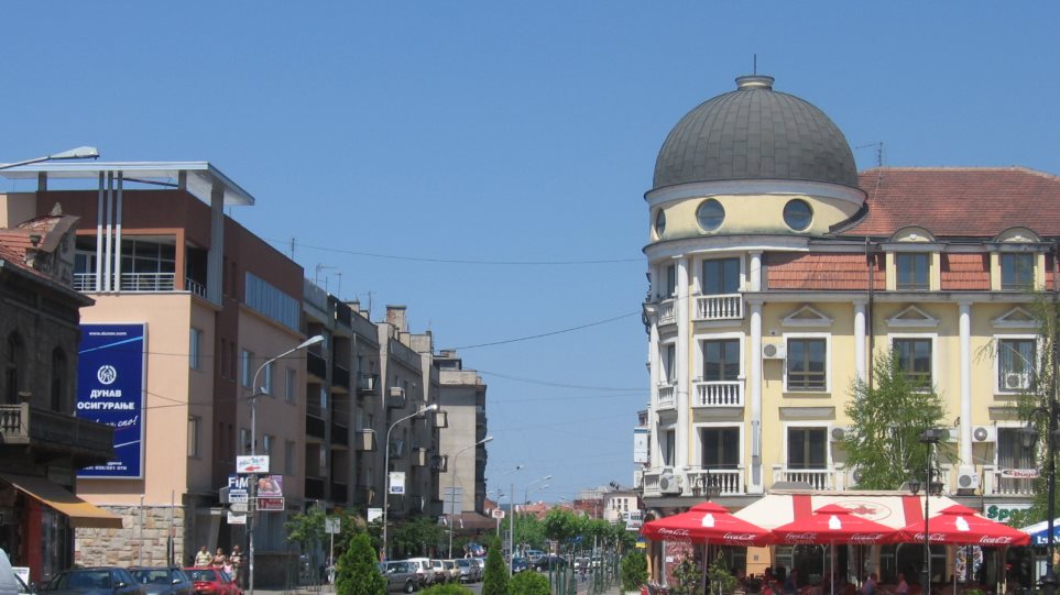 Σερβία: Καταγγελίες κατά του δημάρχου της πόλης Γιαγκοντίνα για διοργάνωση οργίων