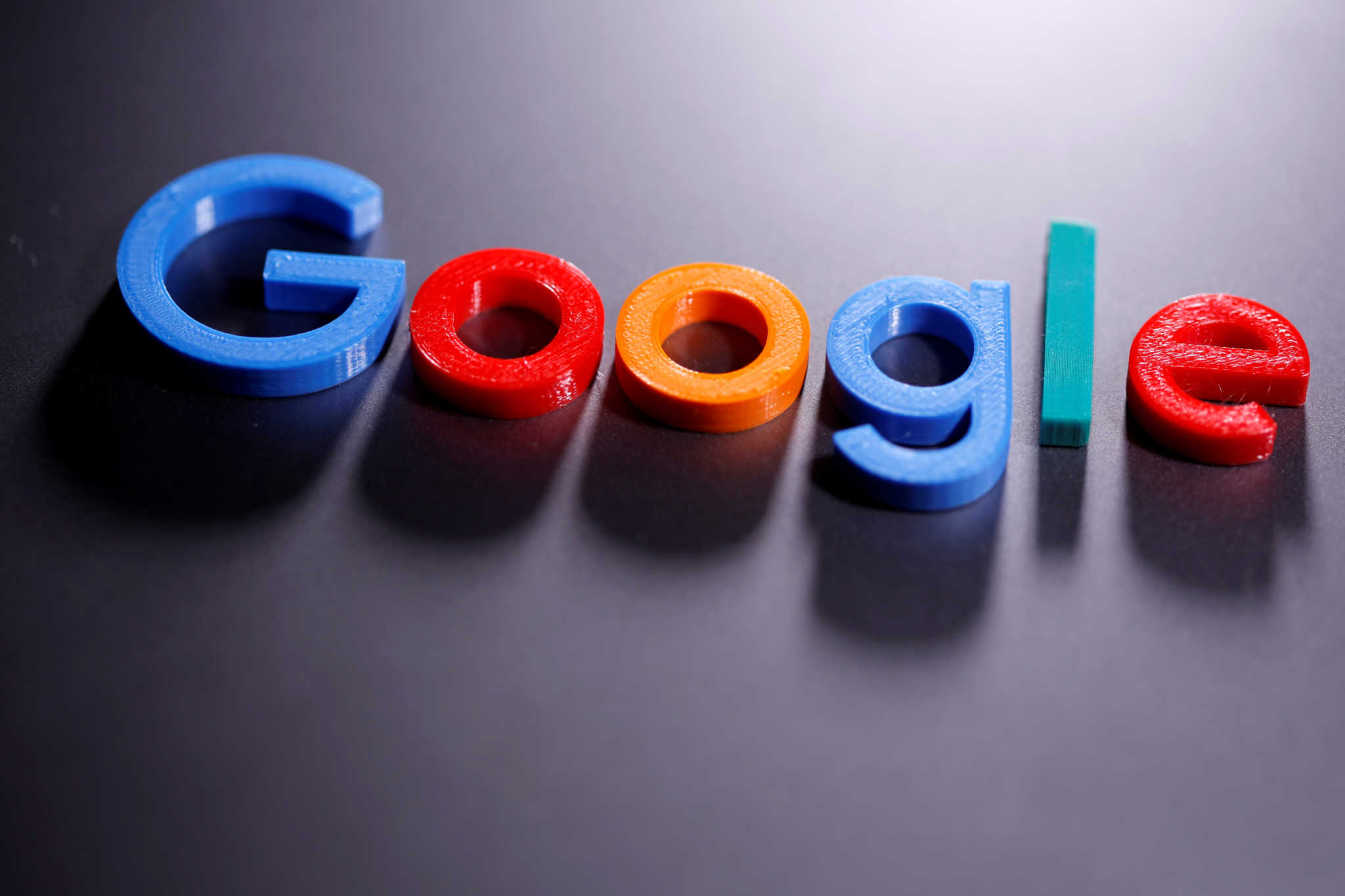 Η Google «έφαγε» πρόστιμο 102 εκατ. ευρώ γιατί απέκλεισε εφαρμογή