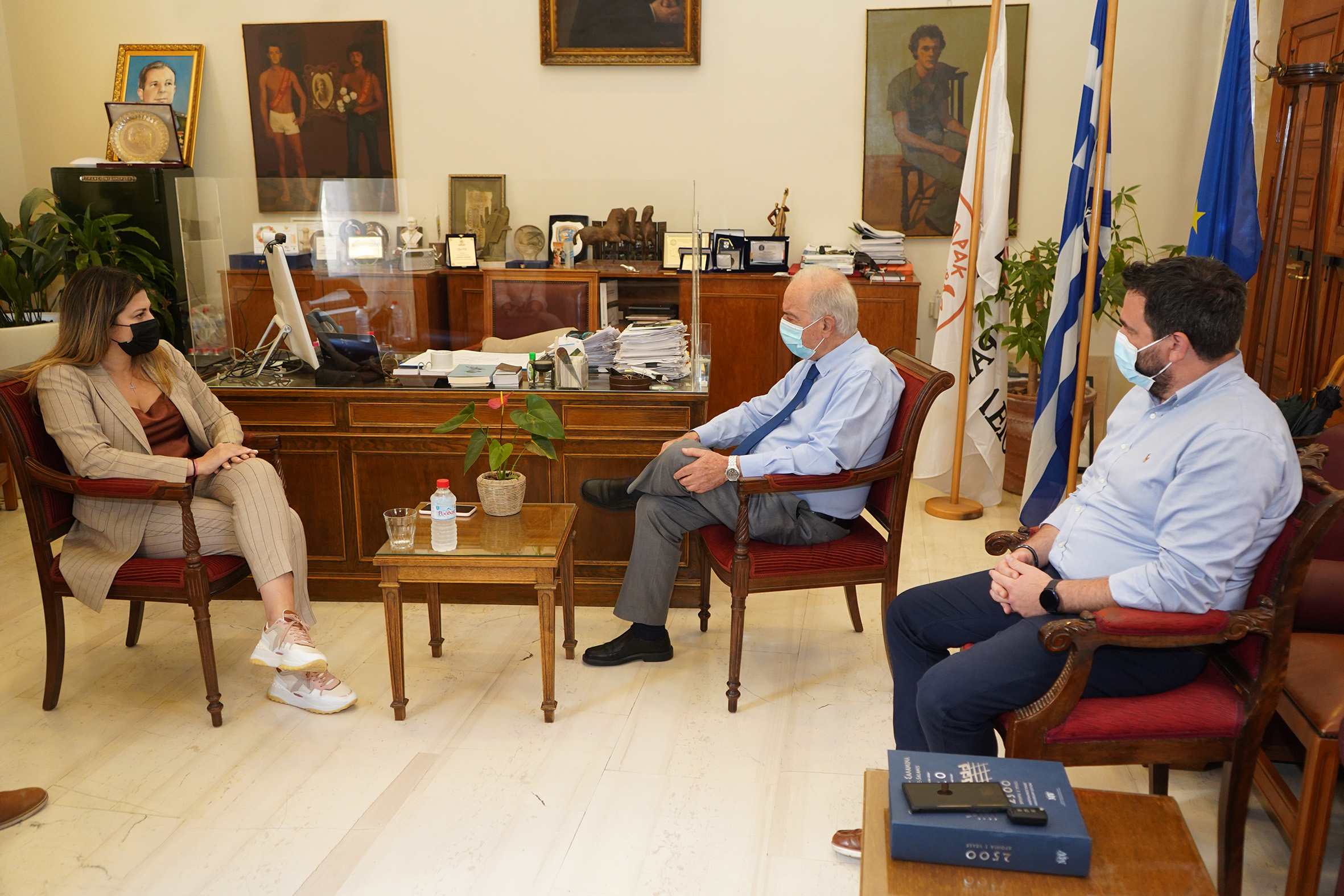 Συνάντηση Δημάρχου Ηρακλείου με την Υφυπουργό Τουρισμού Σοφία Ζαχαράκη