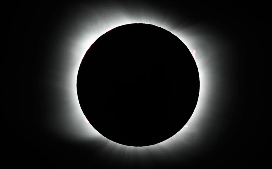 Μερική έκλειψη ηλίου την Πέμπτη 10/6 – Πού θα είναι ορατό το «δαχτυλίδι του ηλιακού φωτός»