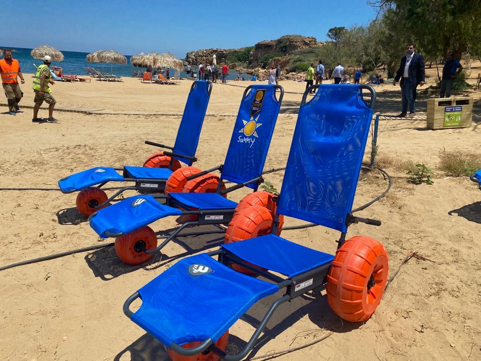 Τοποθετούνται τα SeaTrac σε παραλίες των Χανίων για την αυτόνομη πρόσβαση ΑΜΕΑ στη θάλασσα